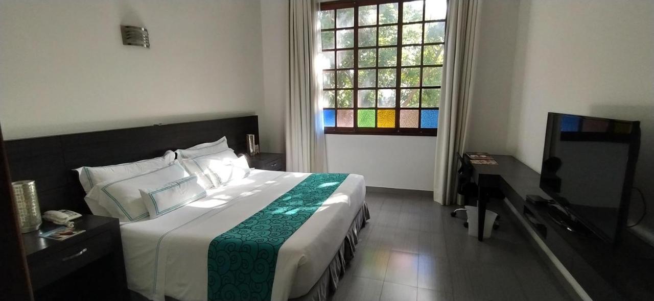 Hotel Union Girardot Extérieur photo