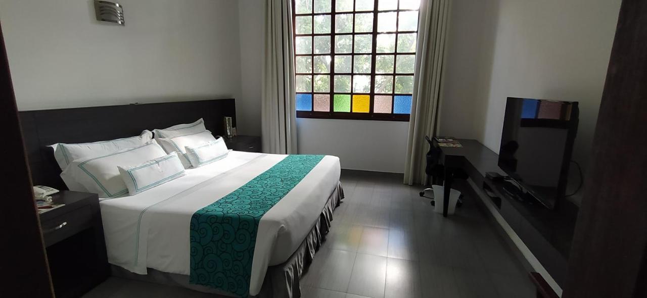 Hotel Union Girardot Extérieur photo